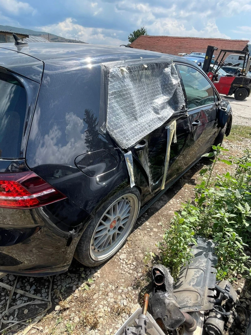 VW Golf 2.0TSI GTI, снимка 5 - Автомобили и джипове - 45090188