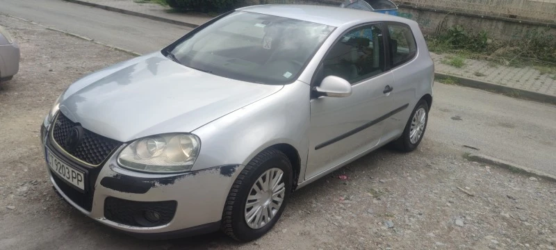 VW Golf V, снимка 5 - Автомобили и джипове - 47307611