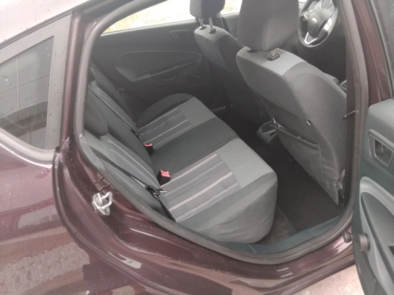 Ford Fiesta 1.4 газ - бензин, снимка 12 - Автомобили и джипове - 47471490