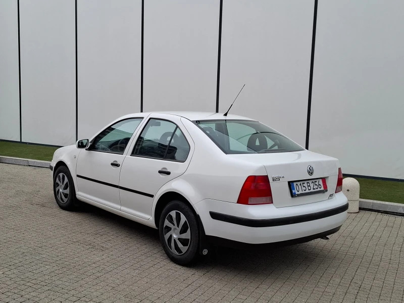 VW Bora 1.4(75кс)* * * HOB ВНОС* * * , снимка 5 - Автомобили и джипове - 48238053