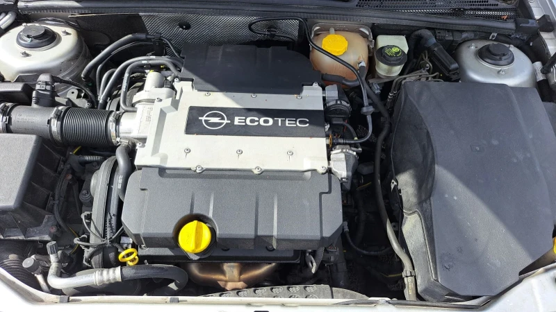 Opel Vectra 3.2, снимка 15 - Автомобили и джипове - 51603769