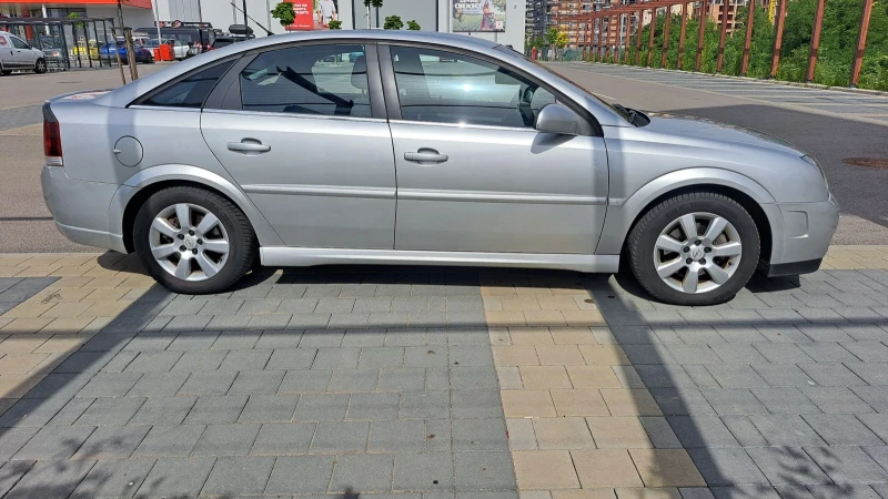 Opel Vectra 3.2, снимка 4 - Автомобили и джипове - 51603769