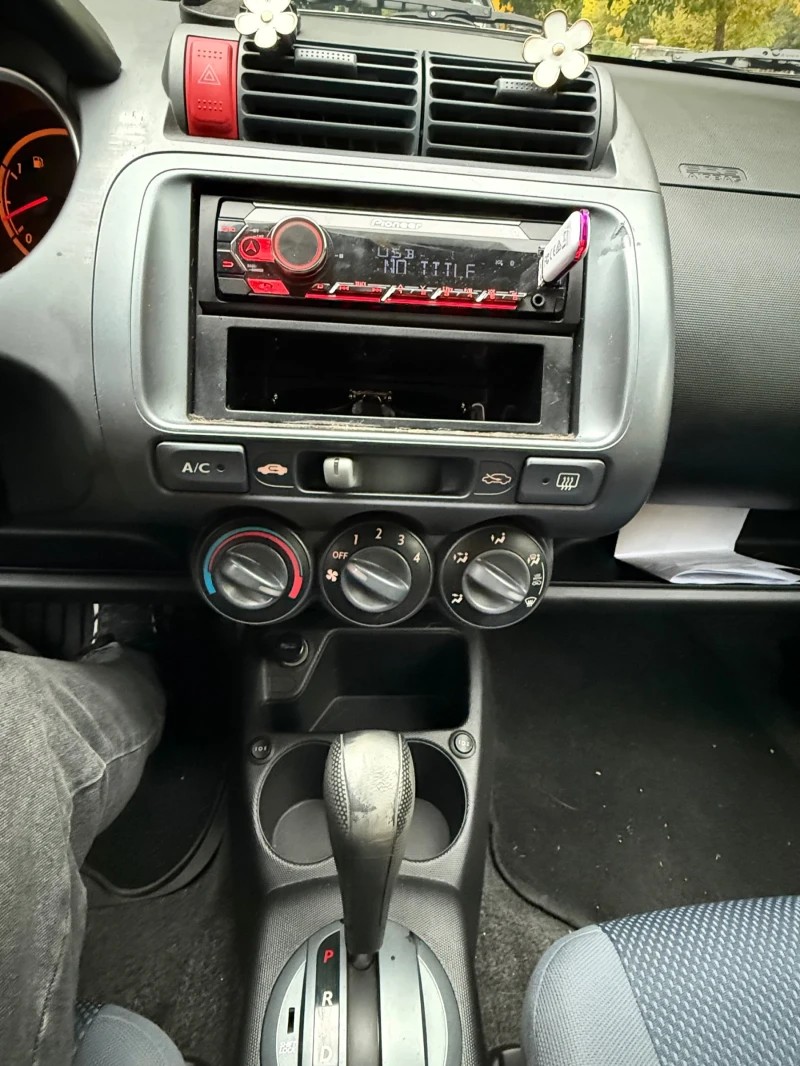 Honda Jazz, снимка 7 - Автомобили и джипове - 52087986