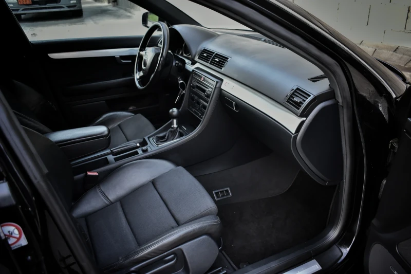 Audi A4 2.0 TDI 140k.c., снимка 8 - Автомобили и джипове - 52641431