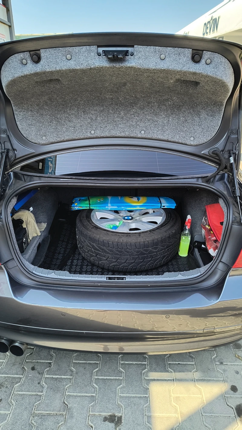 BMW 330 D, снимка 5 - Автомобили и джипове - 52925763