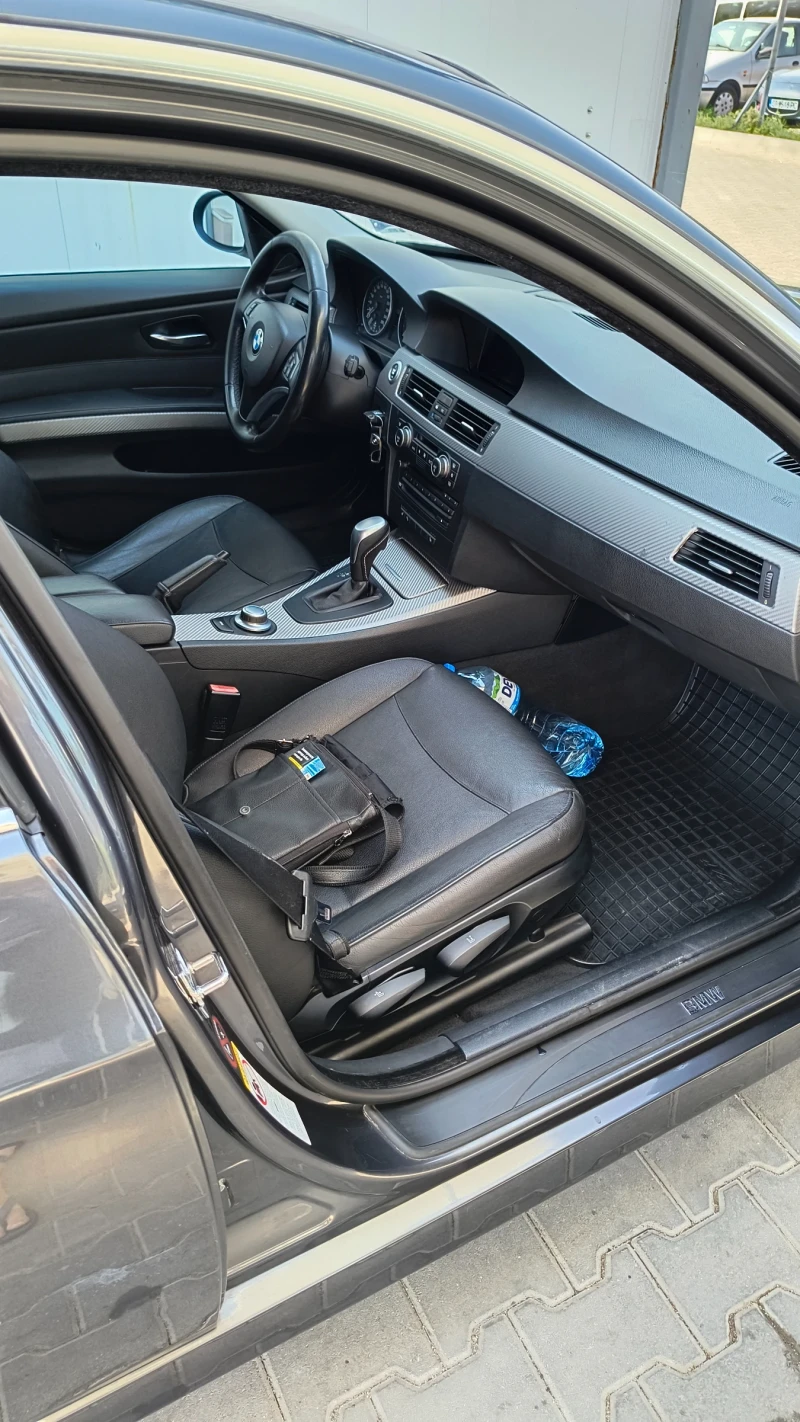 BMW 330 D, снимка 11 - Автомобили и джипове - 52925763