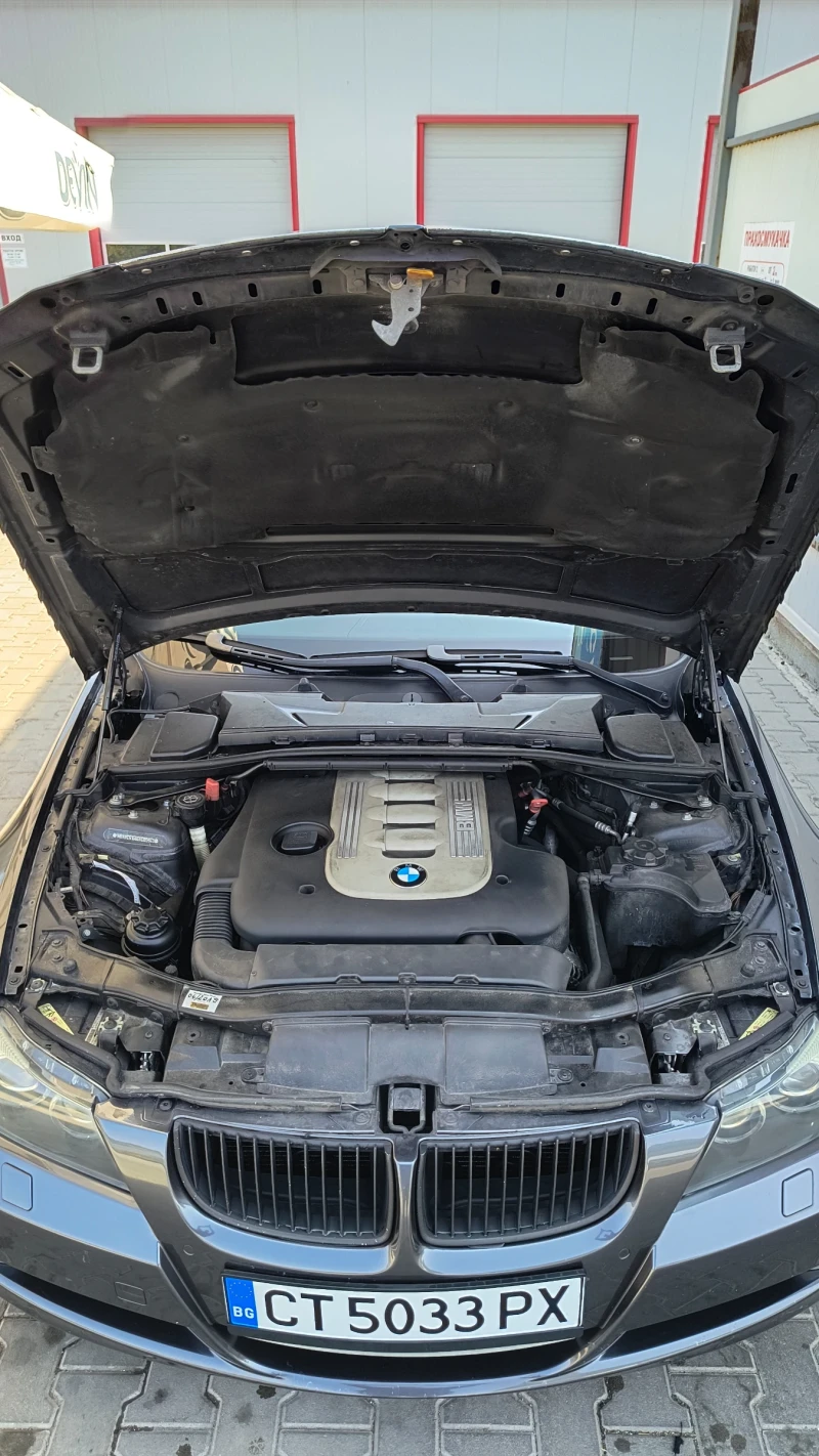 BMW 330 D, снимка 4 - Автомобили и джипове - 52925763