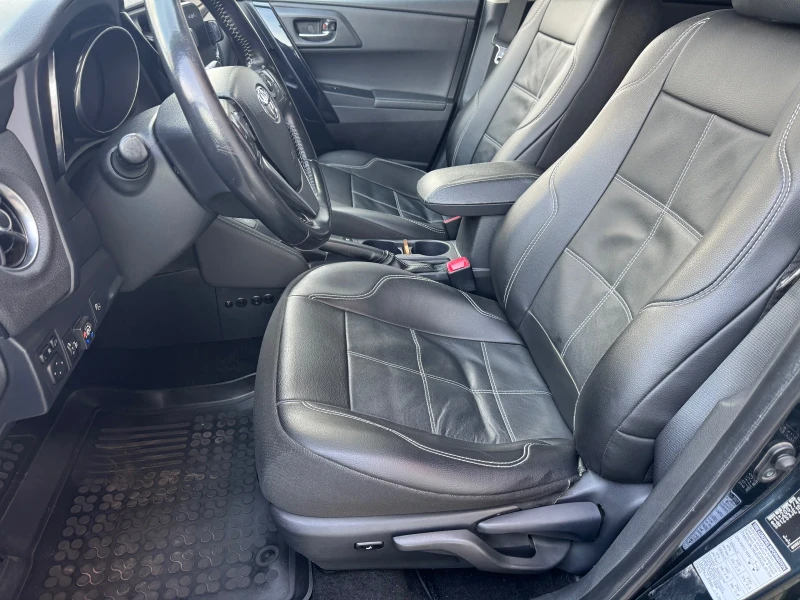 Toyota Auris Toyota auris hibrid + ГАЗ, снимка 8 - Автомобили и джипове - 53060615