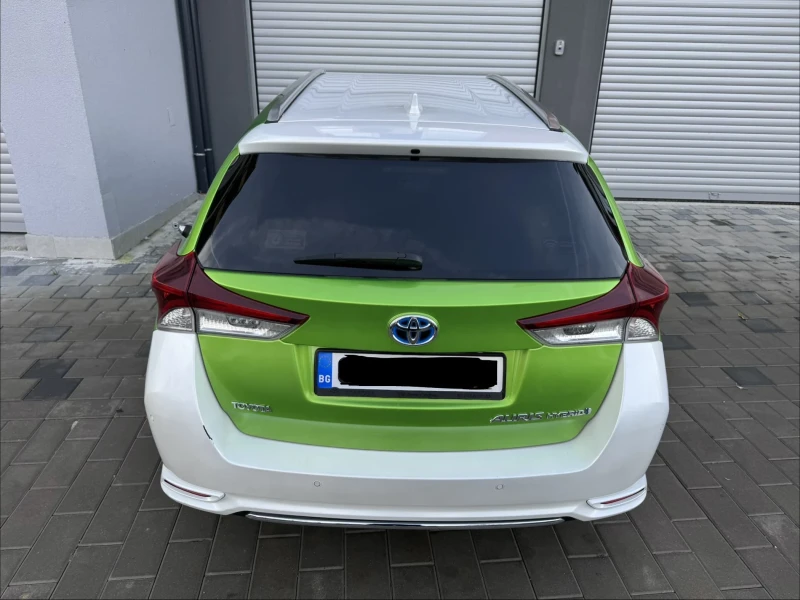 Toyota Auris Toyota auris hibrid + ГАЗ, снимка 5 - Автомобили и джипове - 53060615
