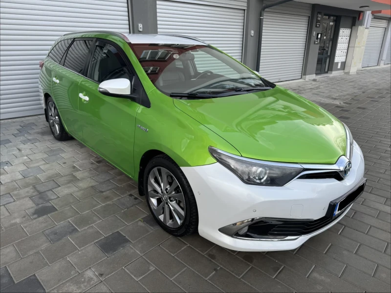 Toyota Auris Toyota auris hibrid + ГАЗ, снимка 3 - Автомобили и джипове - 53060615
