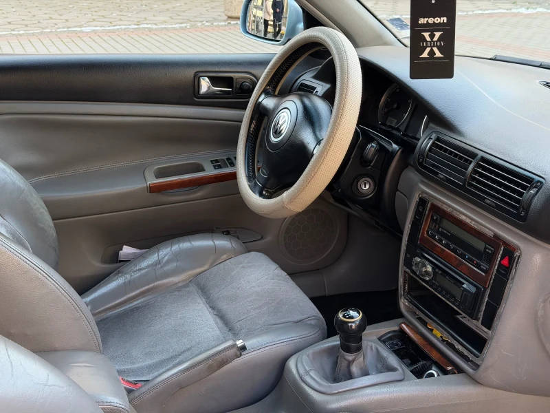 VW Passat 1.9tdi, снимка 3 - Автомобили и джипове - 53153928