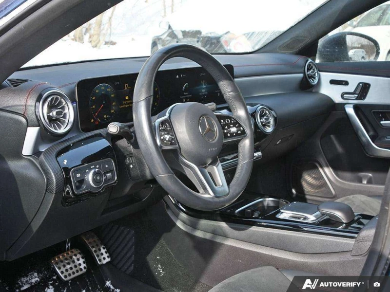 Mercedes-Benz CLA * CLA250 4M * CARFAX * ЦЕНА ДО БГ, снимка 10 - Автомобили и джипове - 53263090