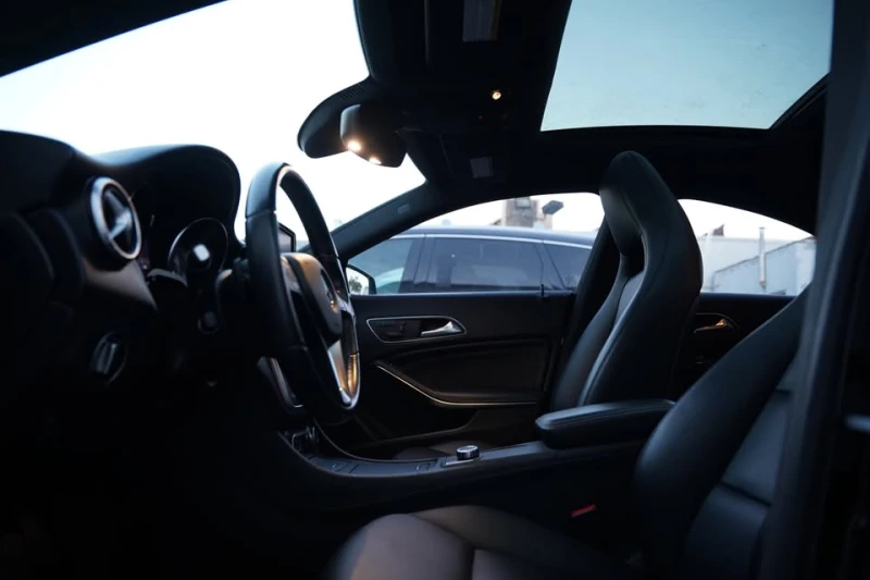 Mercedes-Benz CLA 250 AMG PACK * CARFAX * АВТОКРЕДИТ * , снимка 6 - Автомобили и джипове - 53525412