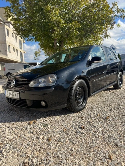 VW Golf, снимка 7 - Автомобили и джипове - 48620102