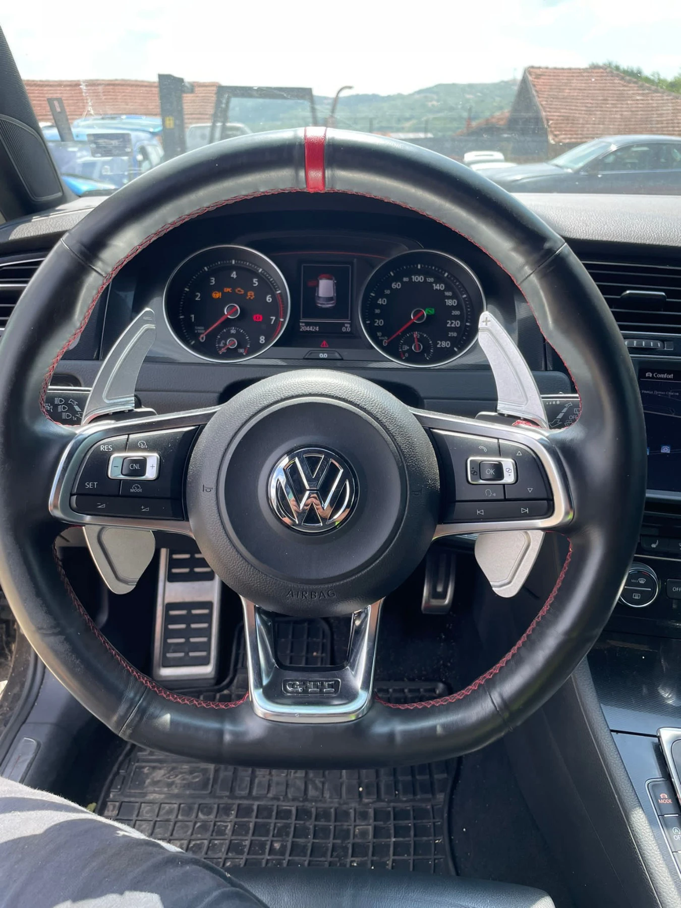 VW Golf 2.0TSI GTI | Mobile.bg   14