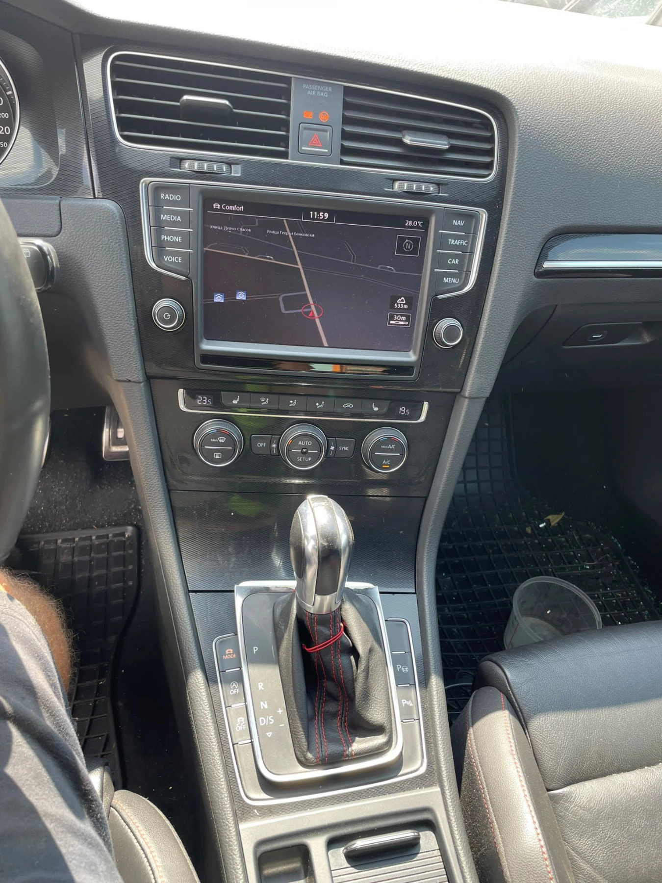 VW Golf 2.0TSI GTI | Mobile.bg   11