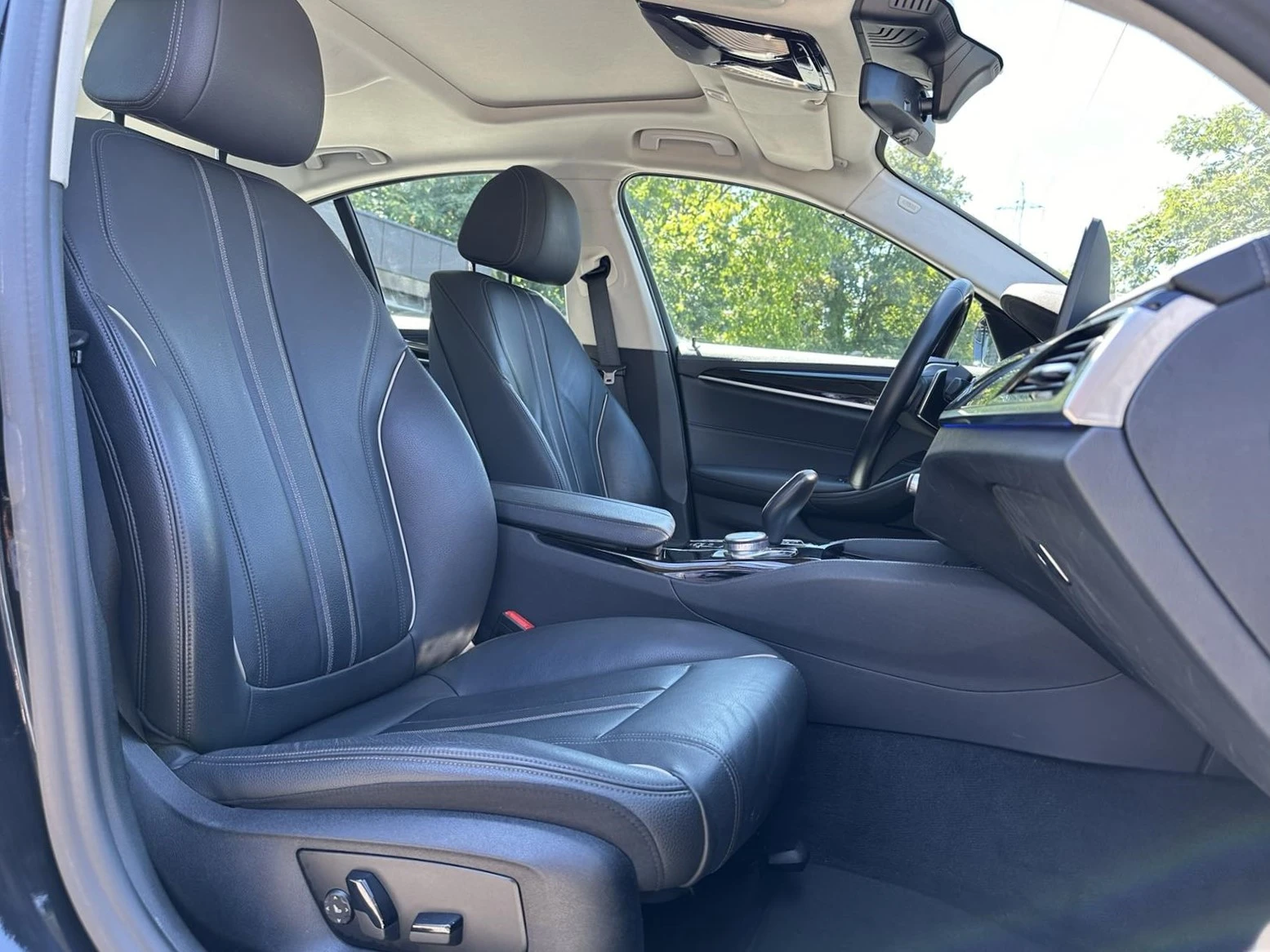 BMW 530 d xDrive Luxury | Mobile.bg — изображение 13