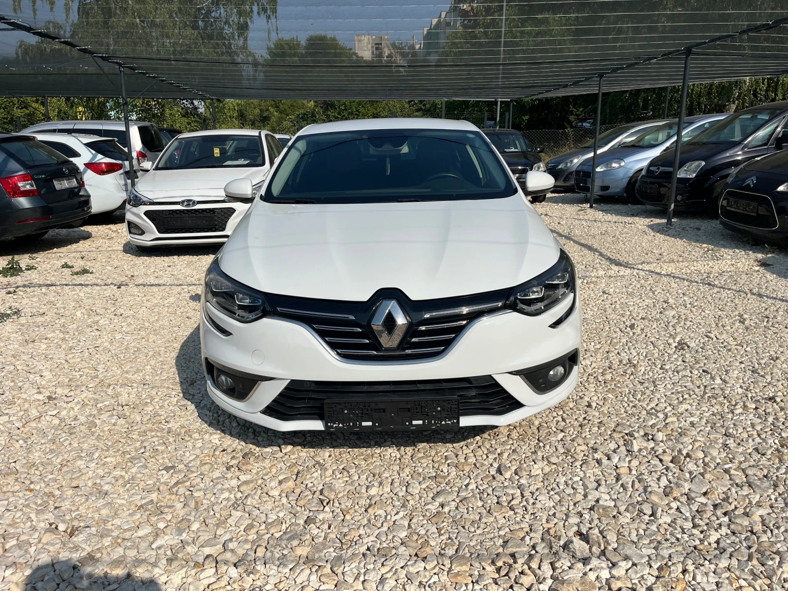 Renault Megane BOSE - изображение 2