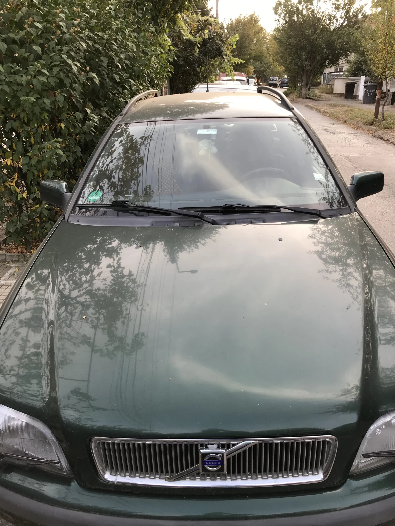 Volvo V40  - изображение 4
