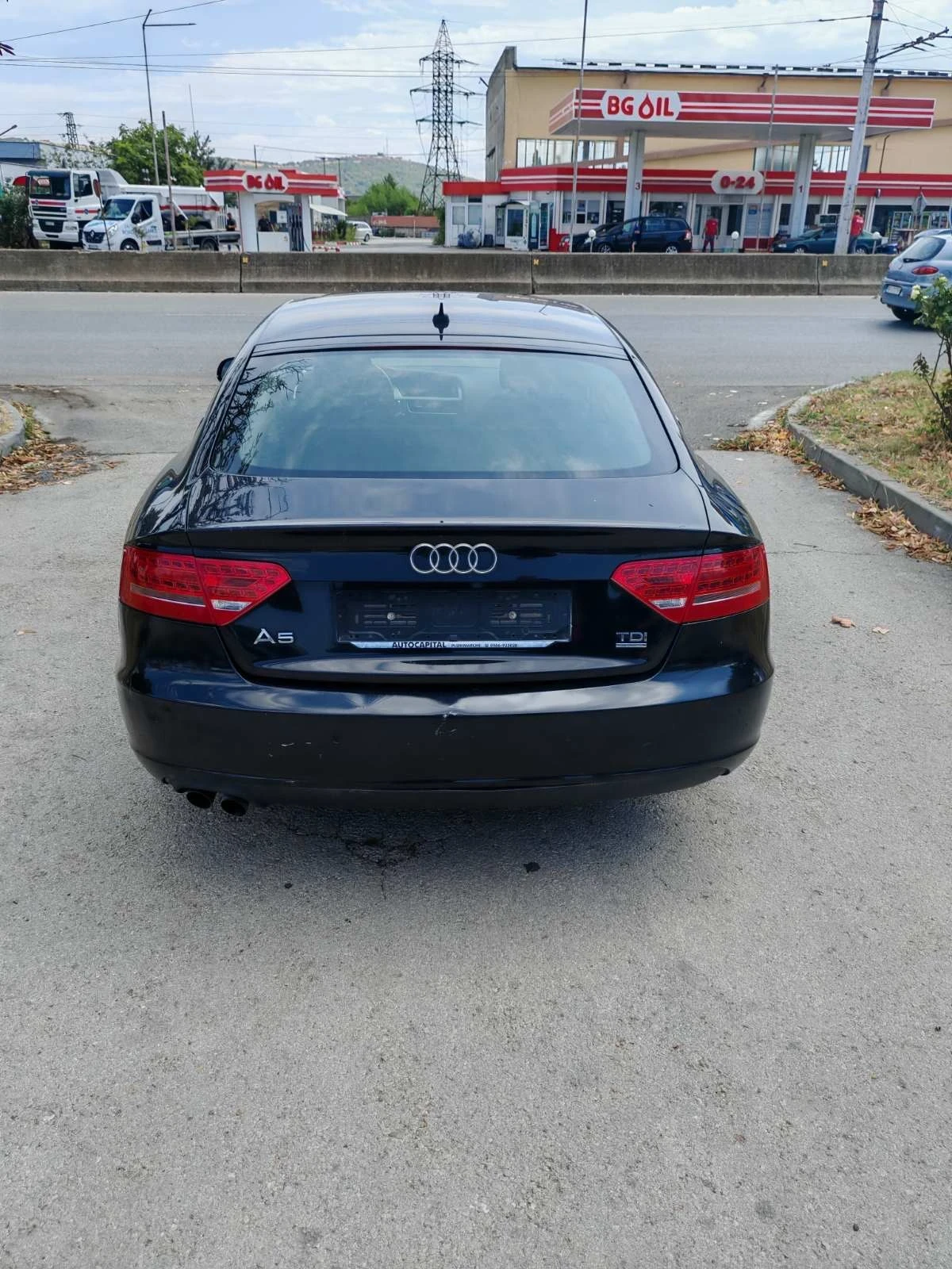 Audi A5 2.0 - изображение 6