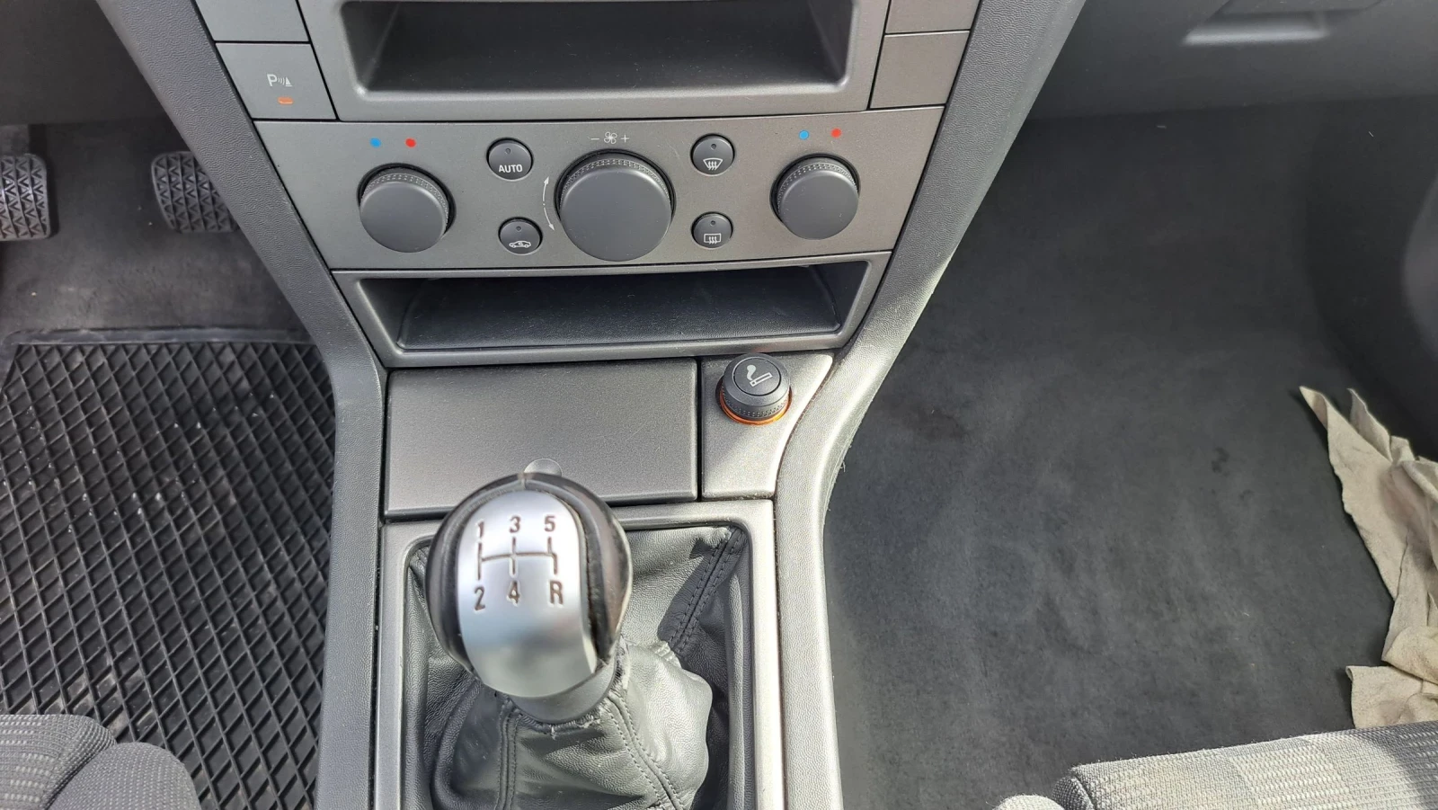 Opel Vectra 3.2 - изображение 10