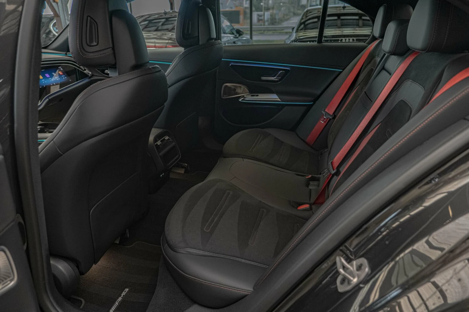 Mercedes-Benz E 53 AMG 4Matic+ /HyperScreen/AMG Ride Control/ 360/N | Mobile.bg   9