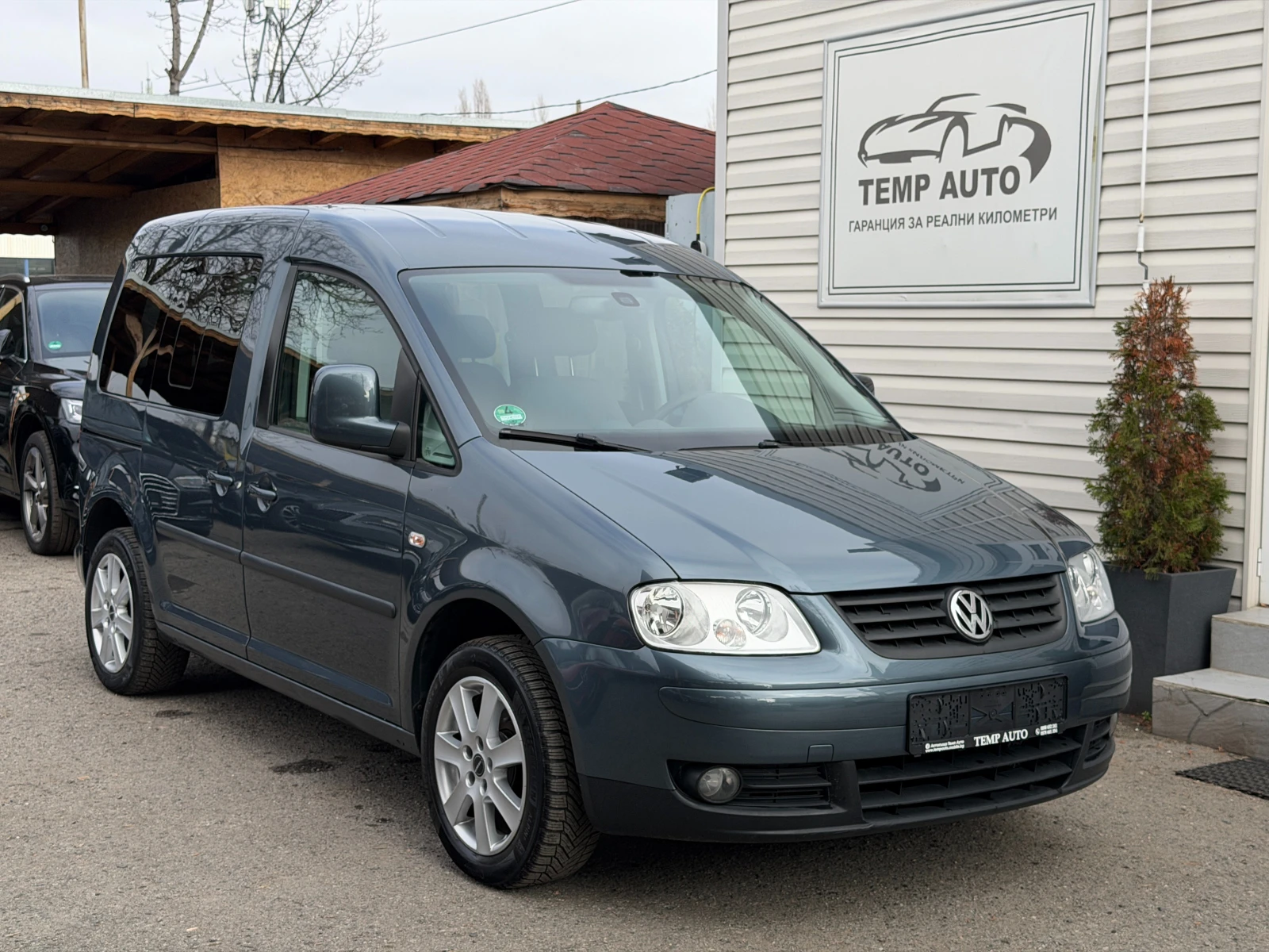 VW Caddy 2.0i EcoFuel (фабричен метан)ПЪЛНА ИСТОРИЯ В VW - изображение 3