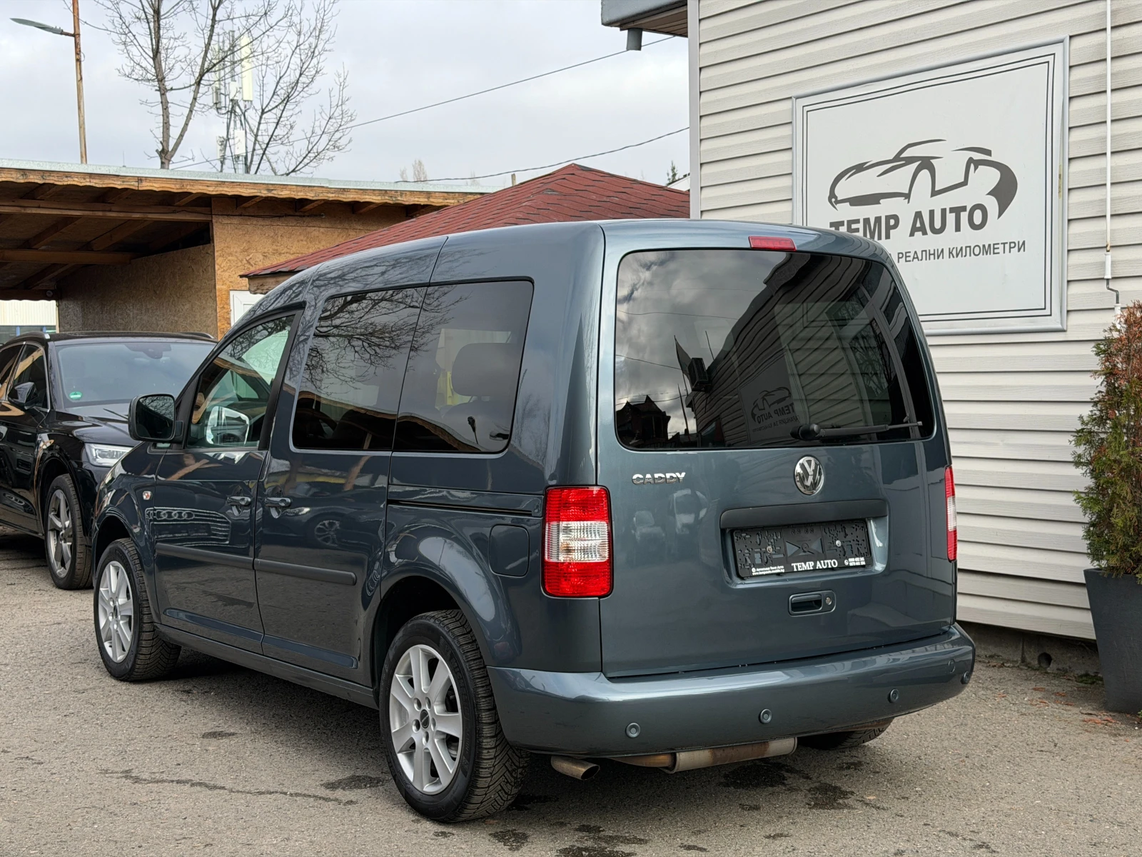 VW Caddy 2.0i EcoFuel (фабричен метан)ПЪЛНА ИСТОРИЯ В VW - изображение 5