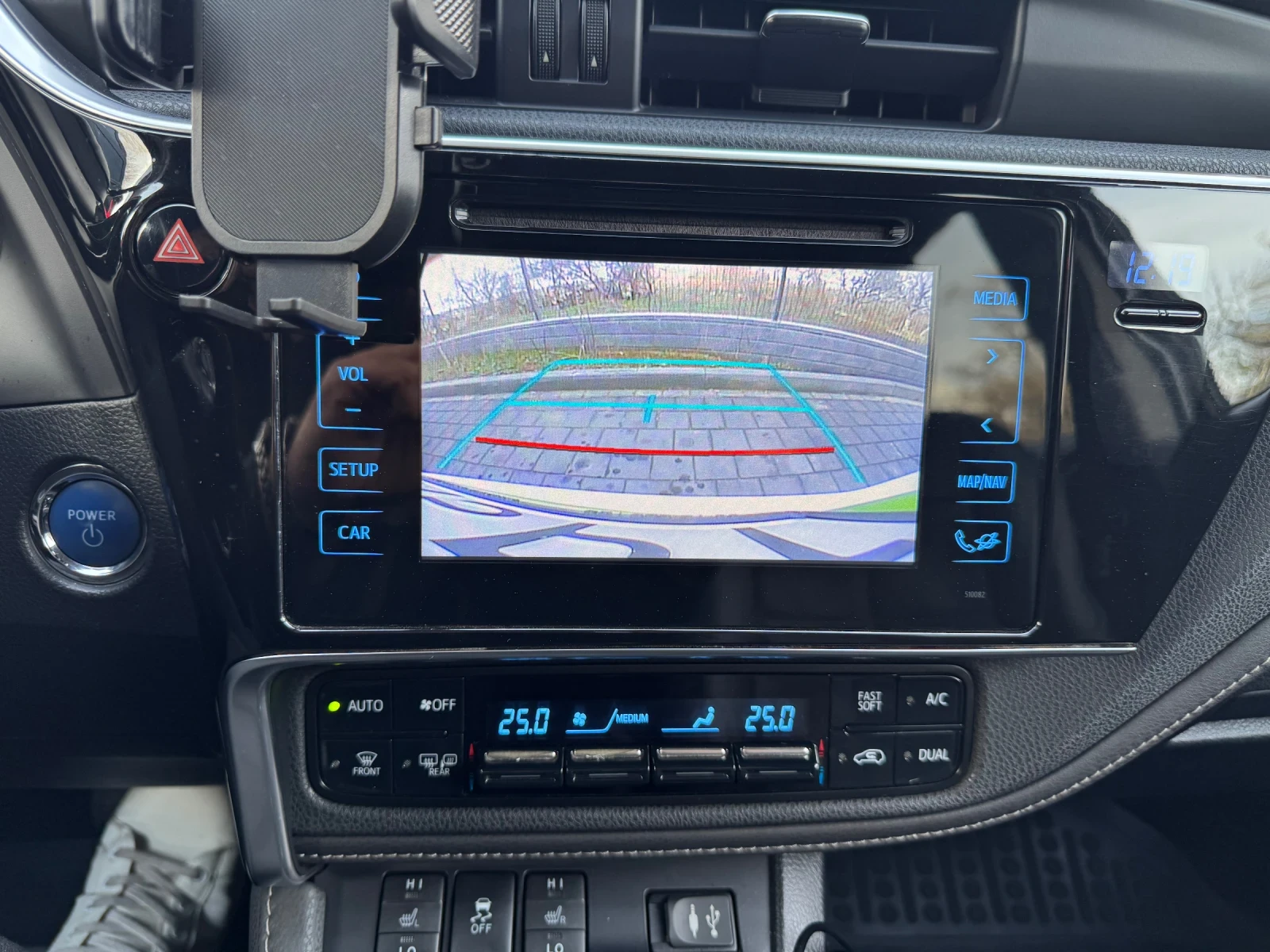 Toyota Auris Toyota auris hibrid + ��� | Mobile.bg � ����������� 12