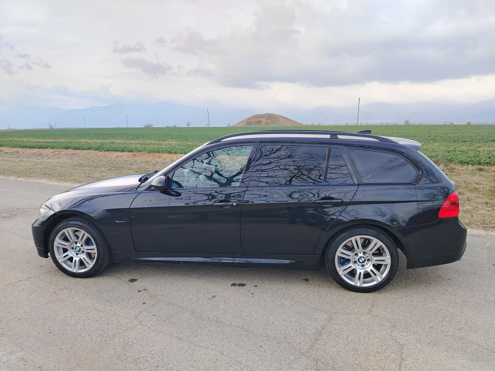 BMW 330, снимка 3 - Автомобили и джипове - 53916223