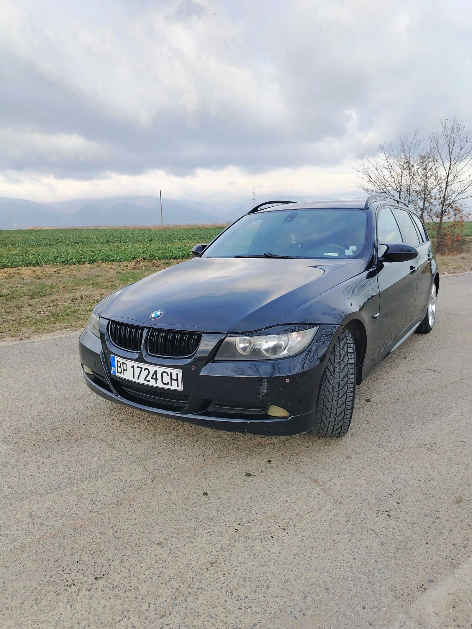 BMW 330, снимка 2 - Автомобили и джипове - 53916223