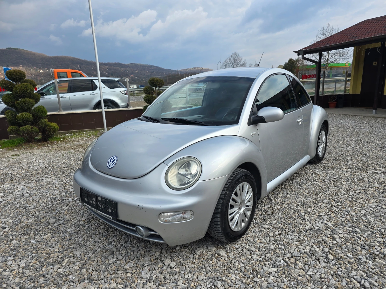 VW Beetle 1, 6 I КЛИМАТИК !! НОВ ВНОС !! МУЛТИМЕДИЯ !!!  | Auto.bg — изображение 1