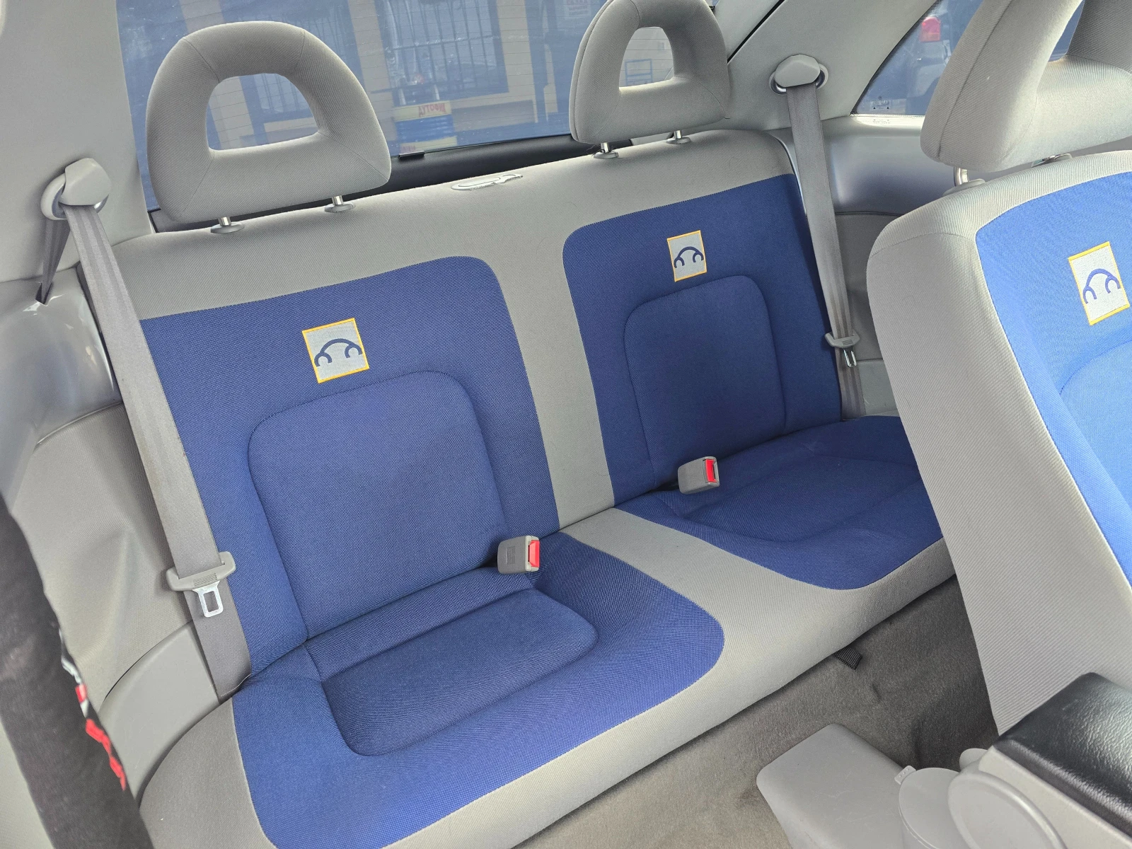 VW Beetle 1, 6 I КЛИМАТИК !! НОВ ВНОС !! МУЛТИМЕДИЯ !!! , снимка 12 - Автомобили и джипове - 54013146