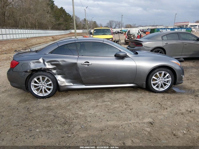 Infiniti G37 3.7l, снимка 13 - Автомобили и джипове - 54141510