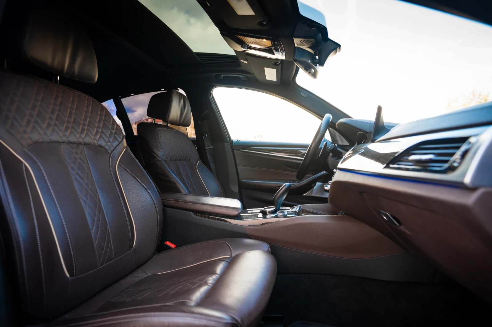 BMW 550 BMW M550 Xdrive FullMax 2019г. 126 000 км, снимка 12 - Автомобили и джипове - 54208751