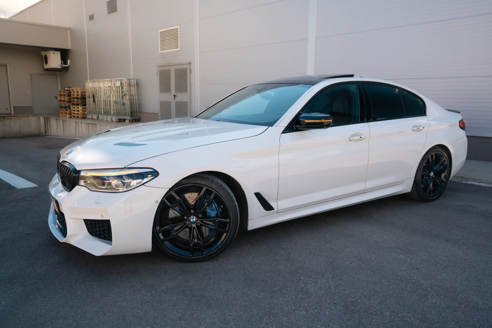 BMW 550 BMW M550 Xdrive FullMax 2019г. 126 000 км, снимка 3 - Автомобили и джипове - 54208751