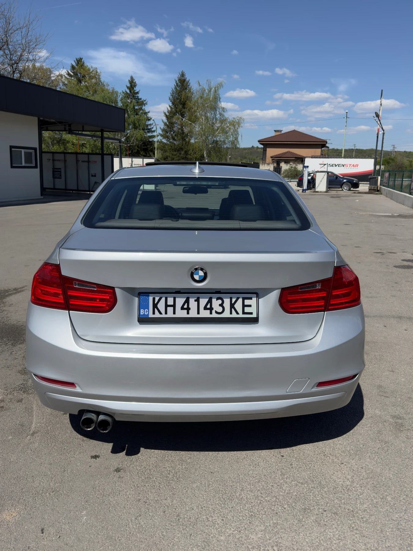 BMW 328 i Обслужен!Регисттриран!, снимка 4 - Автомобили и джипове - 54303863