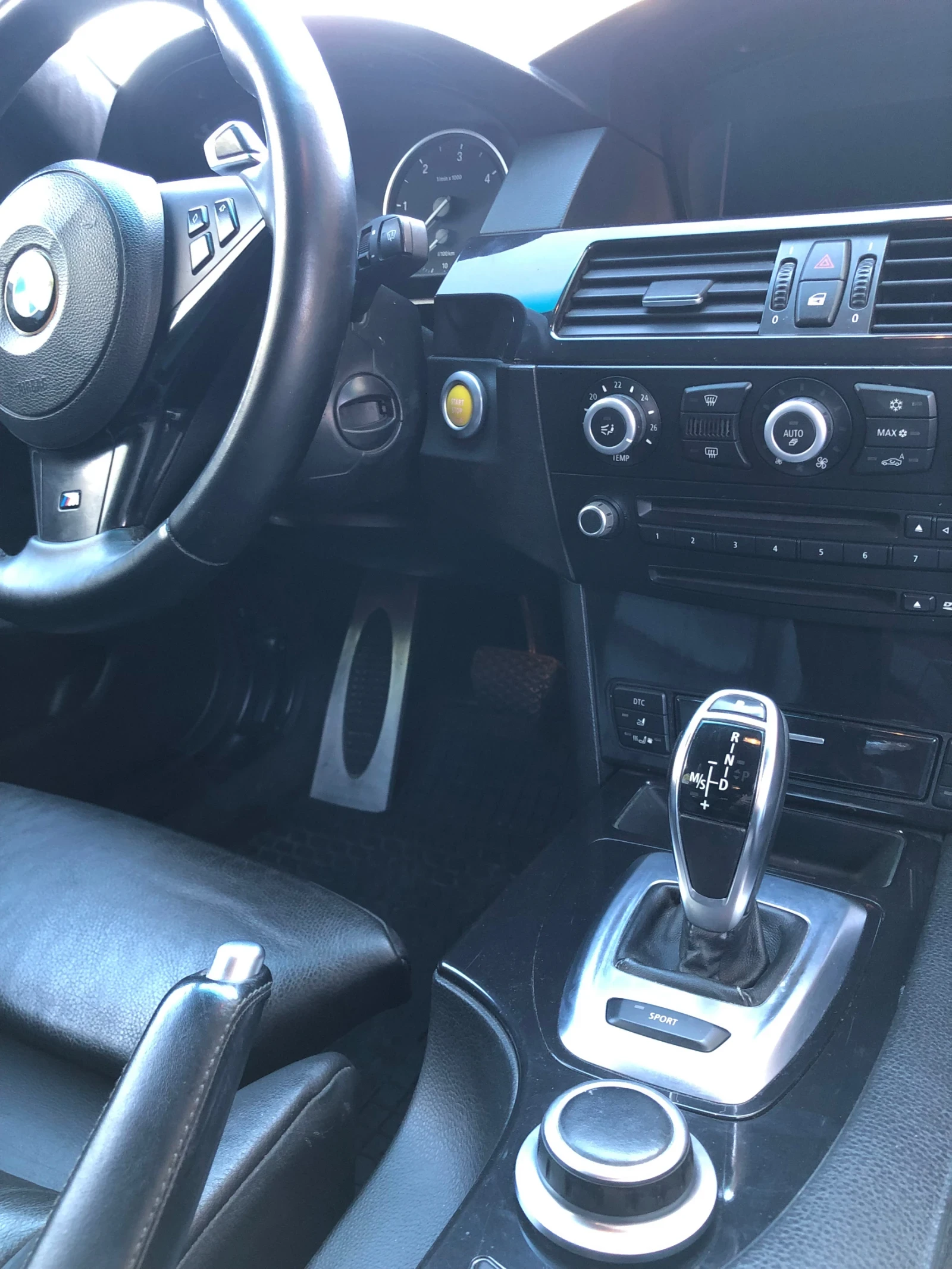 BMW 530 SAT, снимка 11 - Автомобили и джипове - 54305118