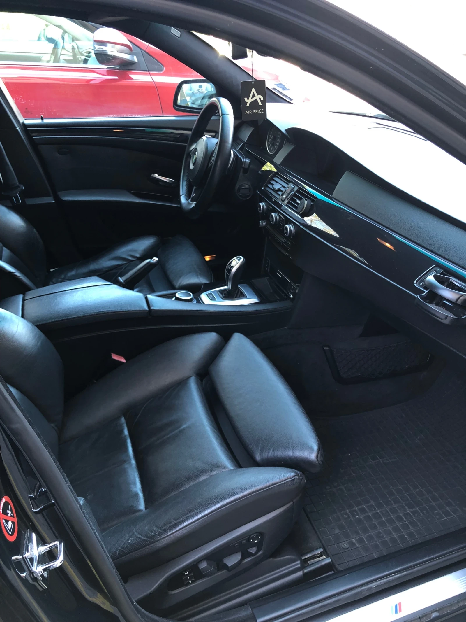 BMW 530 SAT, снимка 13 - Автомобили и джипове - 54305118