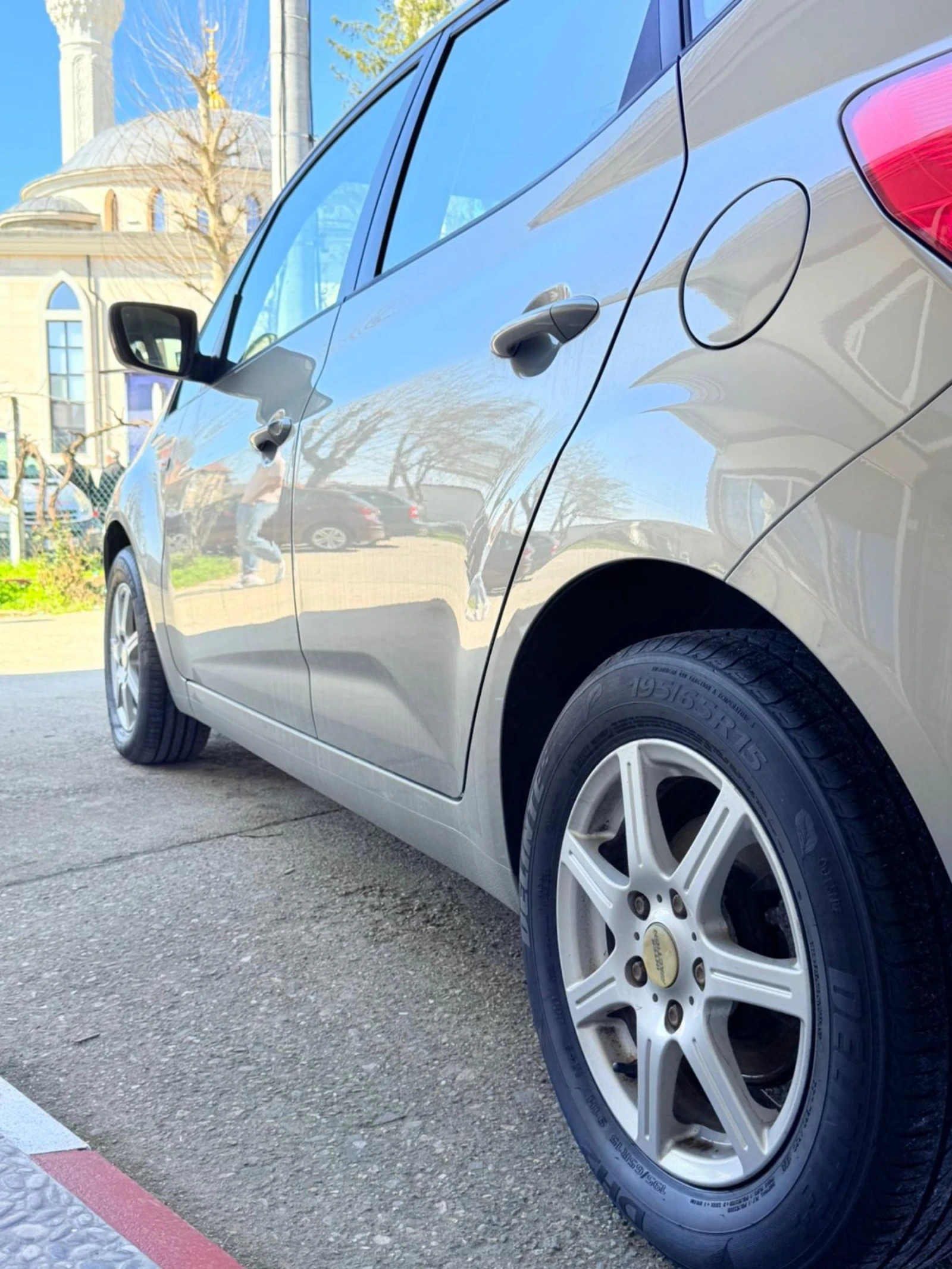 Kia Venga, снимка 6 - Автомобили и джипове - 54369095