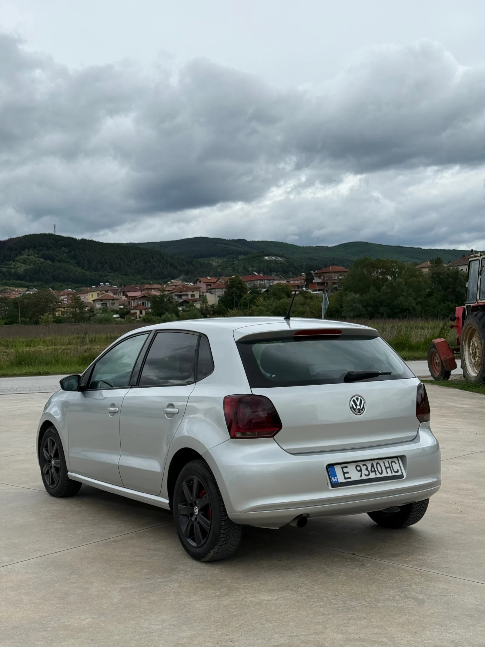 VW Polo, снимка 5 - Автомобили и джипове - 54643415