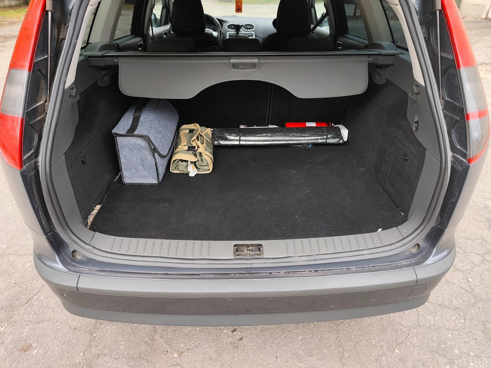 Ford Focus 1.6 HDI, снимка 6 - Автомобили и джипове - 54650565