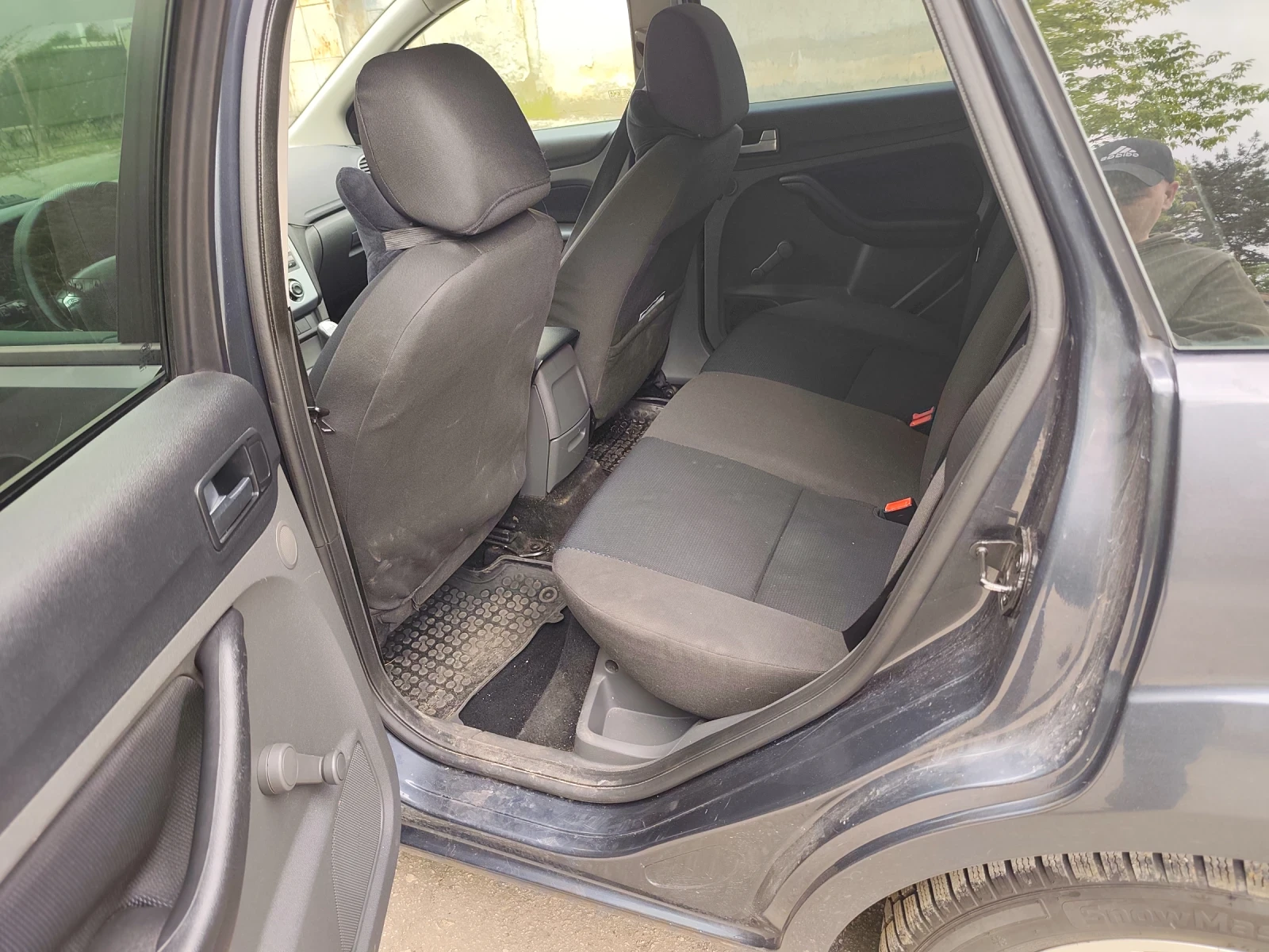 Ford Focus 1.6 HDI, снимка 7 - Автомобили и джипове - 54650565