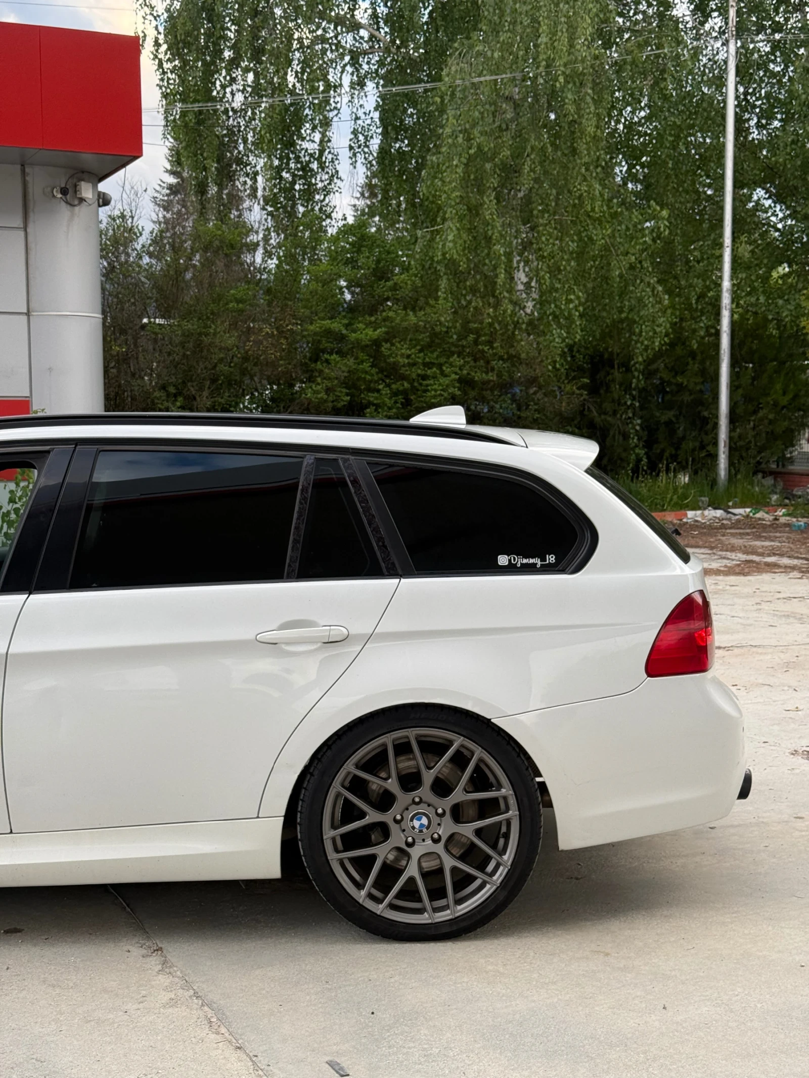 BMW 330, снимка 2 - Автомобили и джипове - 54788963