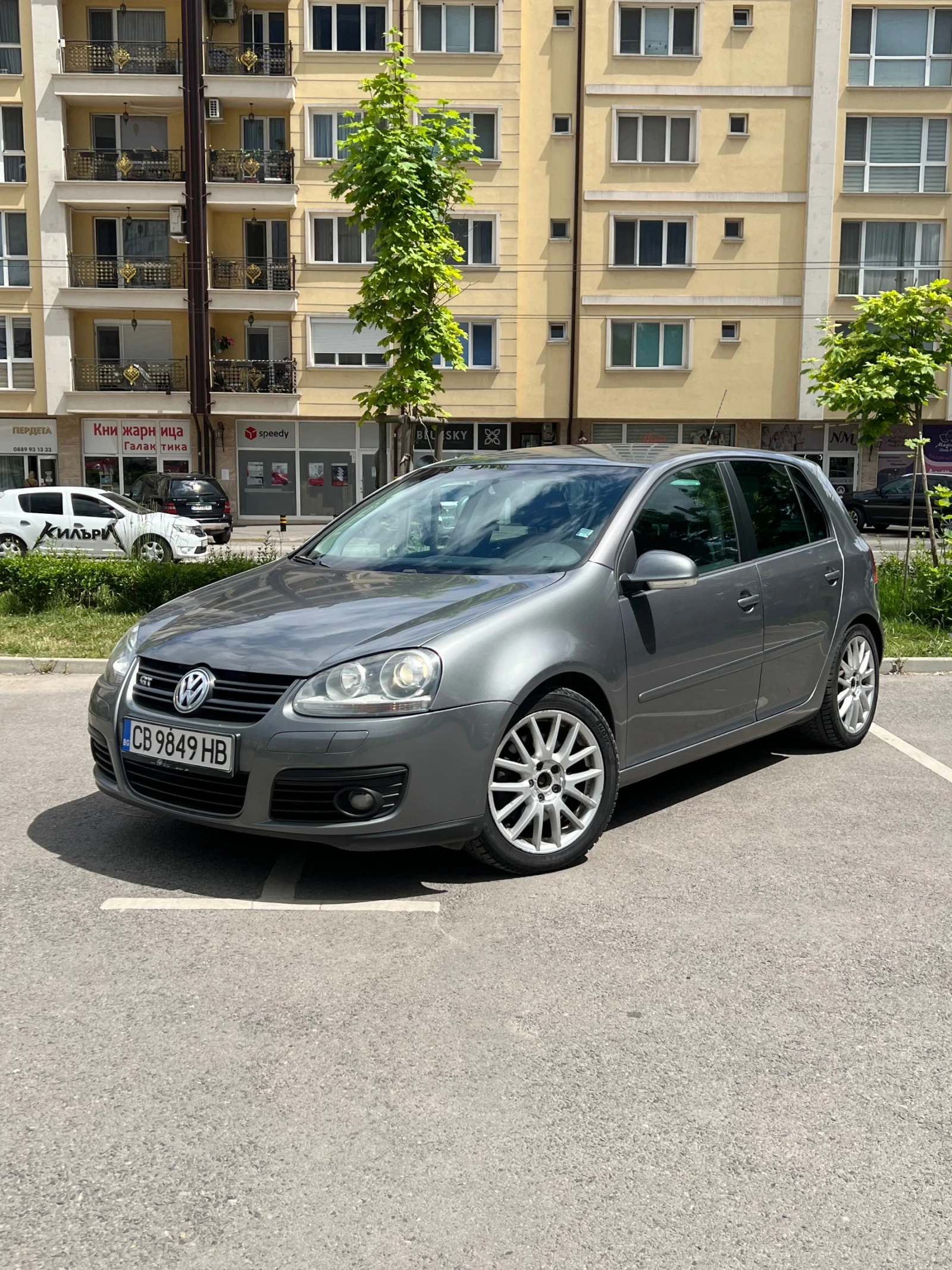 VW Golf, снимка 2 - Автомобили и джипове - 54894213