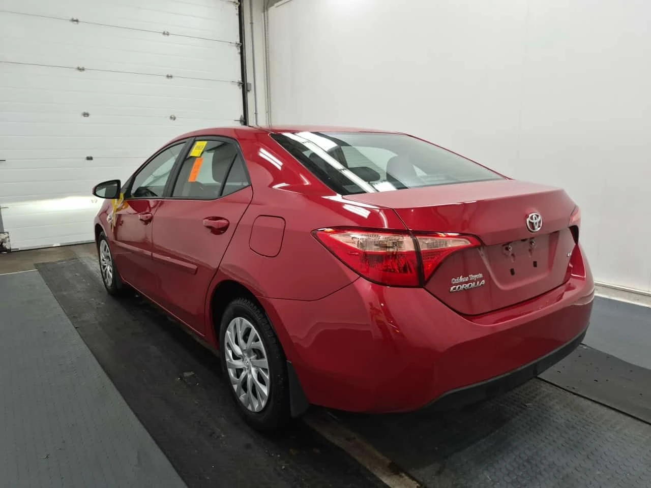 Toyota Corolla * 4dr Sdn * CARFAX * ��� ������������ ������ | Mobile.bg � ����������� 2