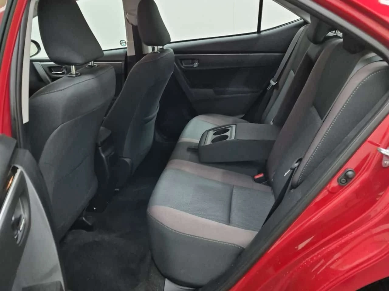 Toyota Corolla * 4dr Sdn * CARFAX * ��� ������������ ������ | Mobile.bg � ����������� 13