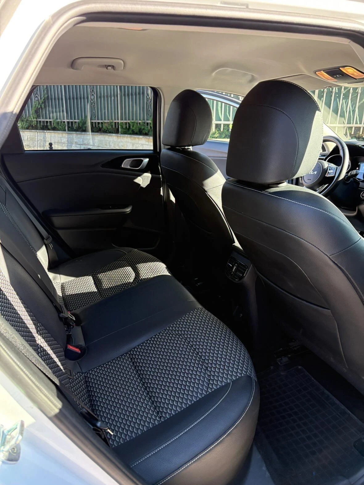 Kia Ceed, снимка 9 - Автомобили и джипове - 55159480