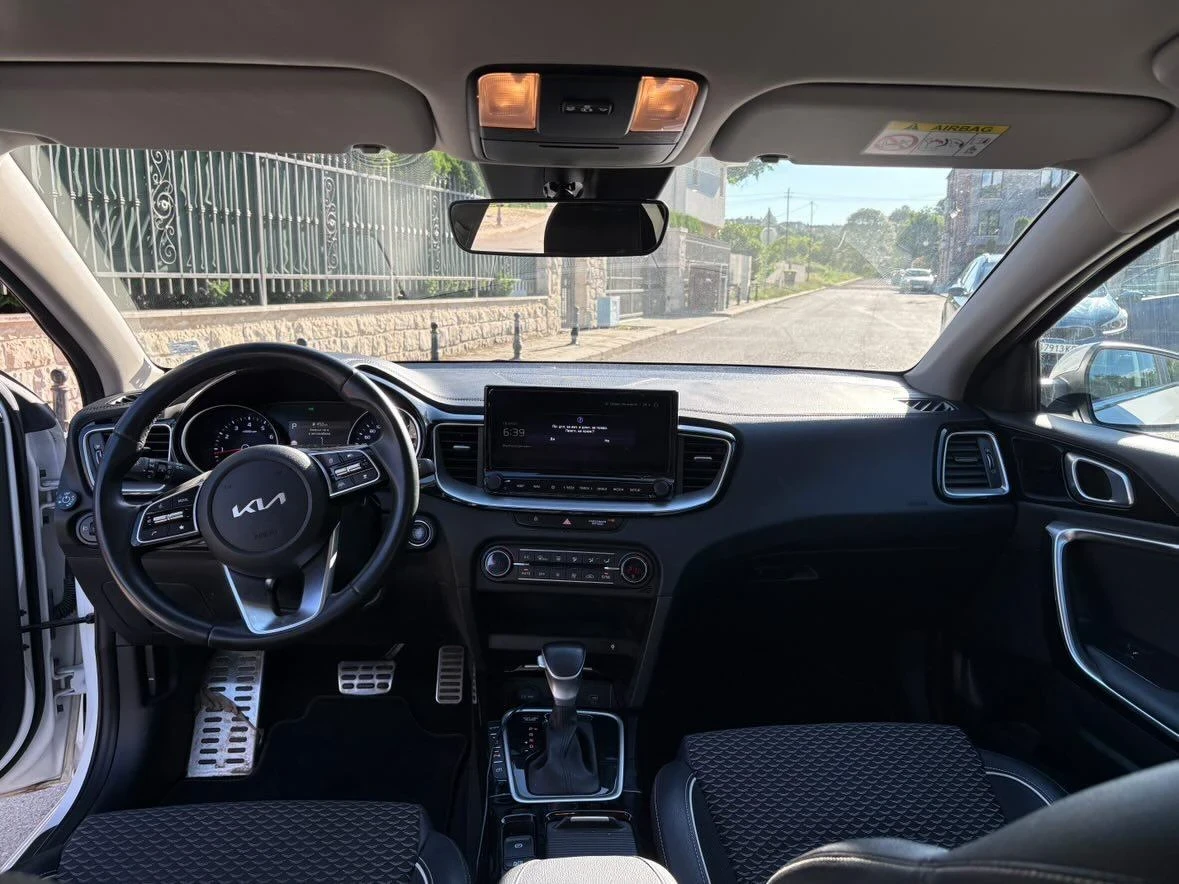Kia Ceed, снимка 8 - Автомобили и джипове - 55159480