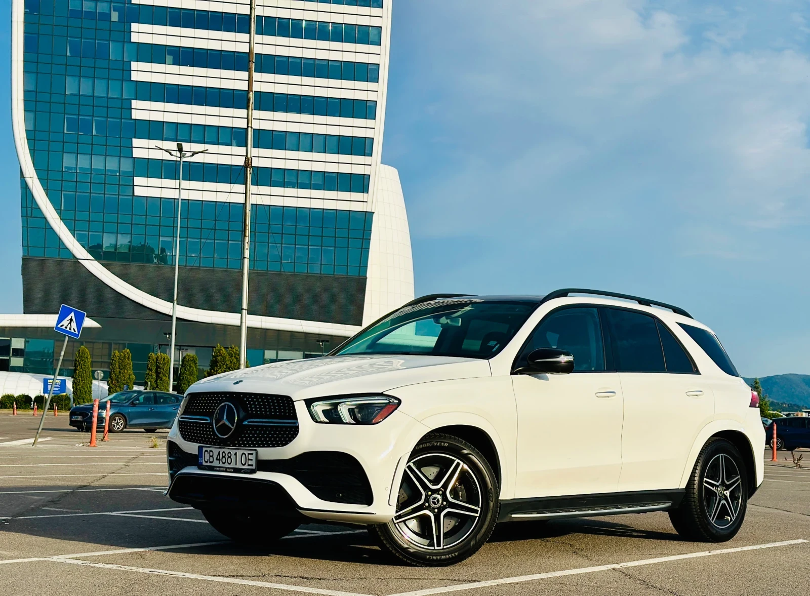 Mercedes-Benz GLE 450, снимка 3 - Автомобили и джипове - 55425856